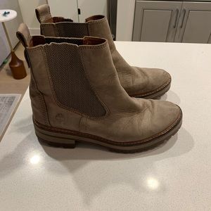Timberland Chelsea boots, size 8.5
